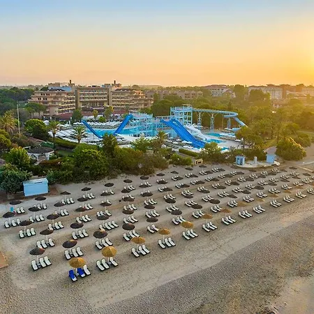 Aquaworld Hotel